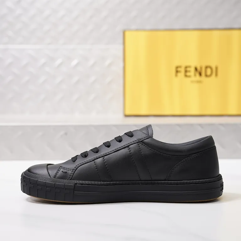 Fendi Shoe 